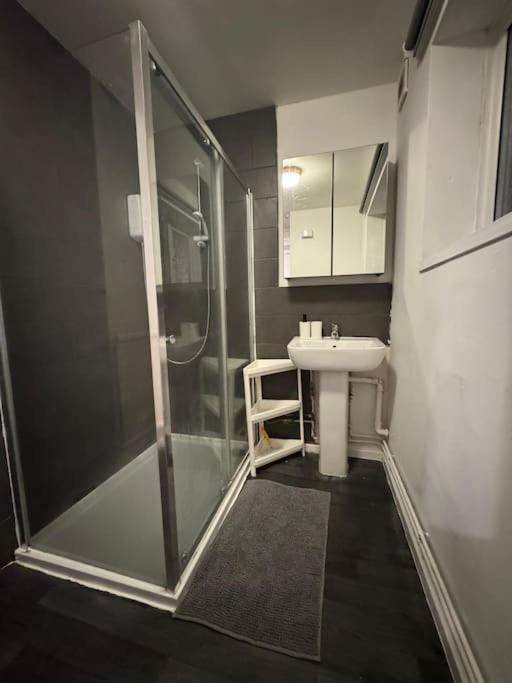Cozy 3-Bed House In Leicester City Centre Luaran gambar